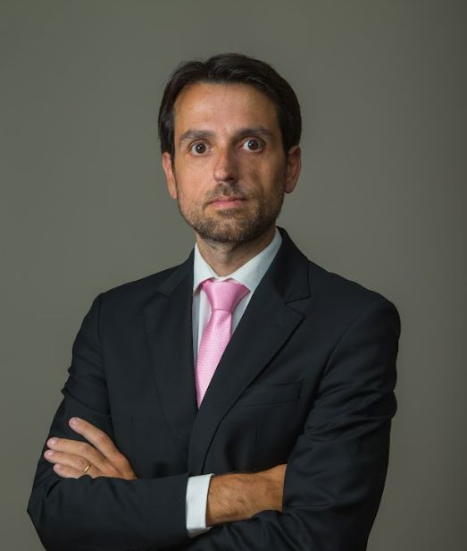 Dr. Renato Scardoa